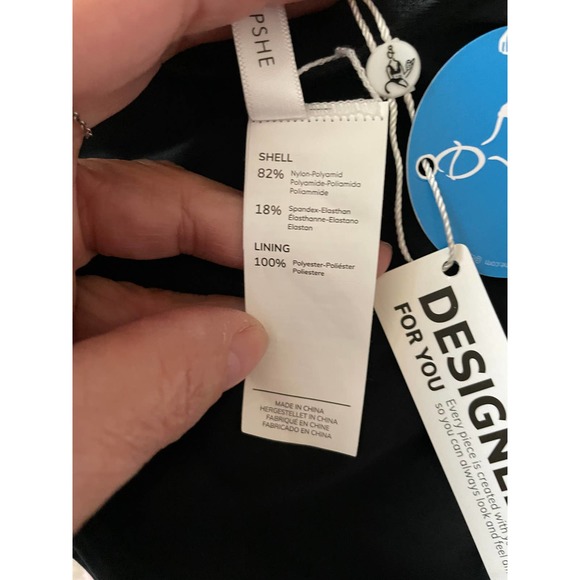 NWT Cupshe Womens V-Neck Swimsuit One Piece Spaghetti Strap Size XS Black - Picture 5 of 8